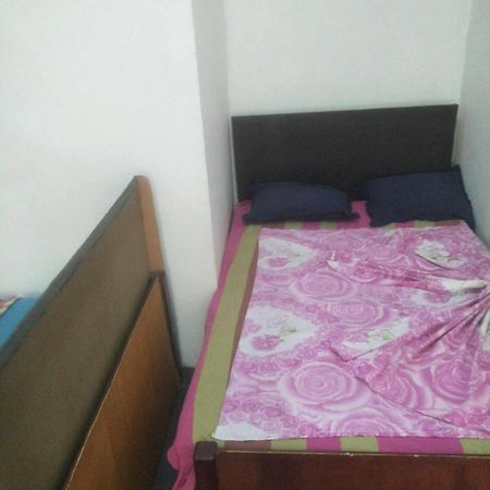 Hotel Bathiya Tourist Guest Anuradhapura Esterno foto